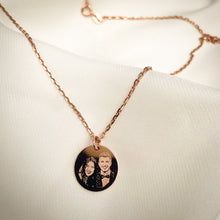 Load image into Gallery viewer, Necklace with pendant 15mm rose gold / photo engraving
