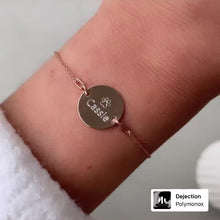 Charger et lire la vidéo dans la visionneuse de la Galerie, BRACELET MONA MARIA AVEC TEXTE EN OR ROSE
