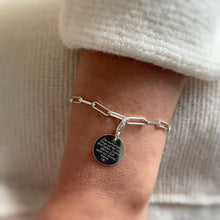 Charger l&#39;image dans la galerie, DENISE BRACELET AVEC TEXTE EN ARGENT
